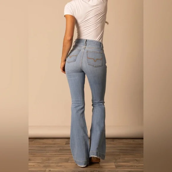 Classic Blue Flared Women's Jeans - Picture 5 of 15